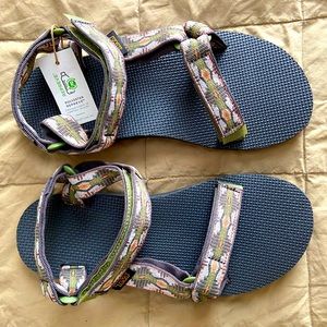Teva, women’s 7, original universal sandal